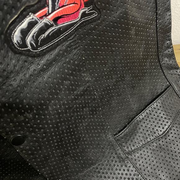 Hot Leathers Leather Vest Mens 48 Black Motorcycle Biker Devil Woman Patch USA - Picture 10 of 11